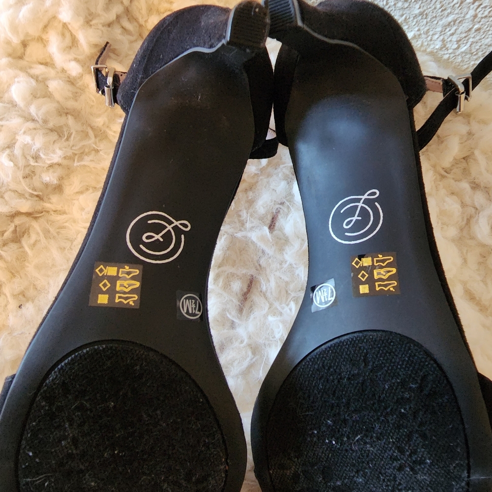 High heels - Picture 4 of 7